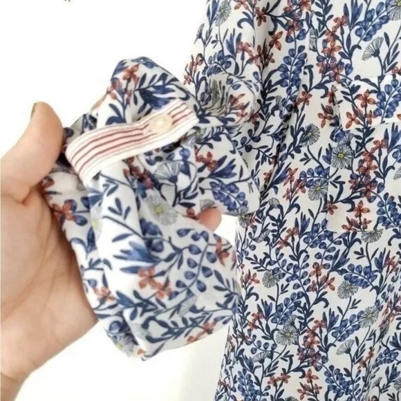 Ann Taylor Loft White  Floral Long Sleeve Top - Picture 9 of 12